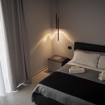 Ferienwohnung Jay House Floridia Exterior foto
